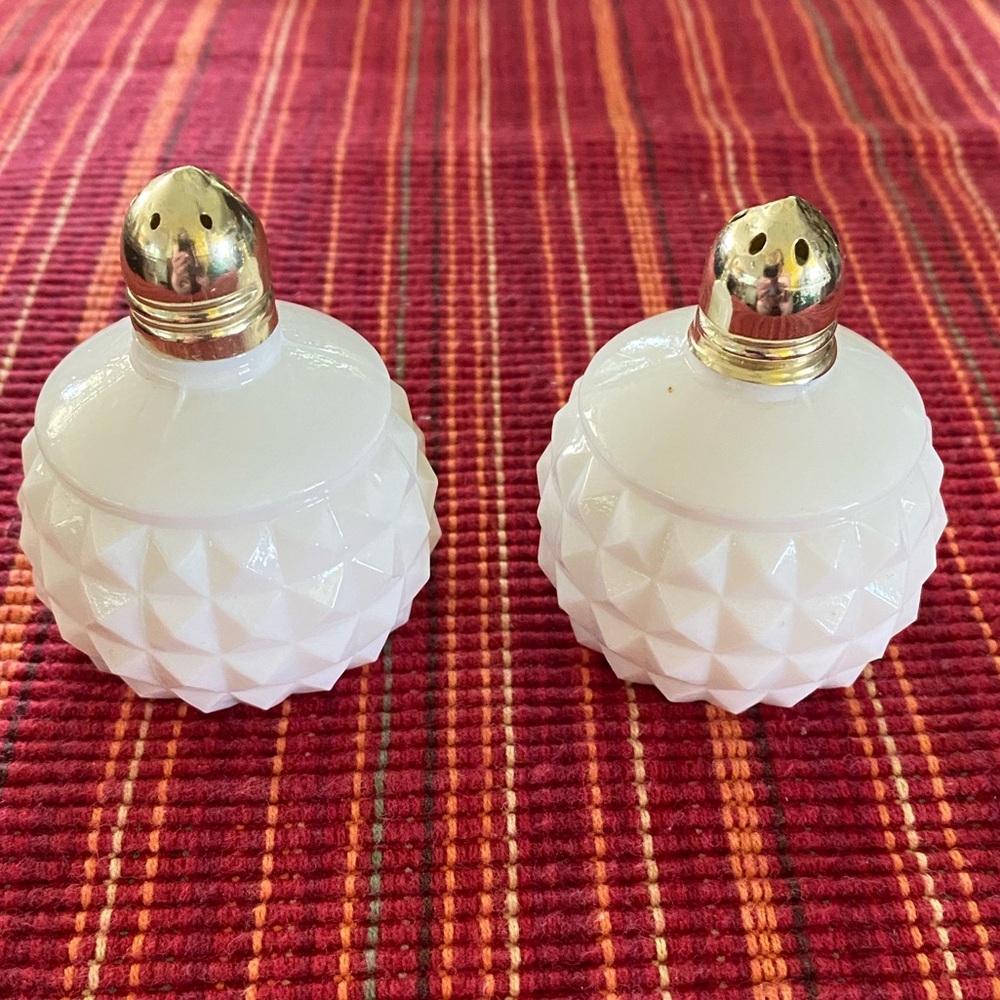 Vintage White Geometric Salt and Pepper Shakers